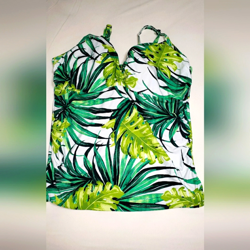 Cacique Swim Green Tropical Print Underwire Tankini Swim Top 44G NWOT